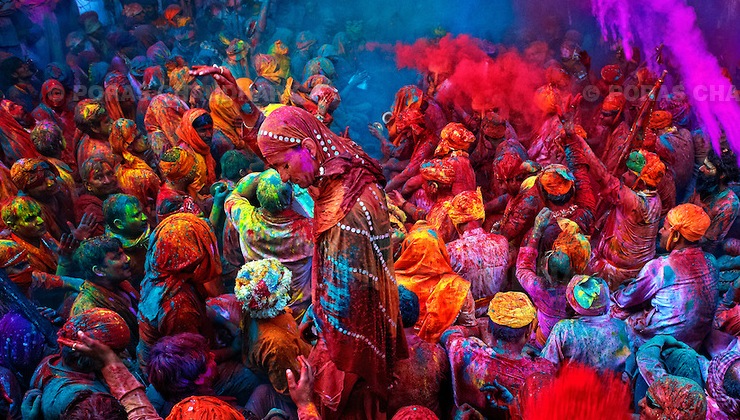 جشن رنگ ها در آغاز فصل بهار(هندوستان)