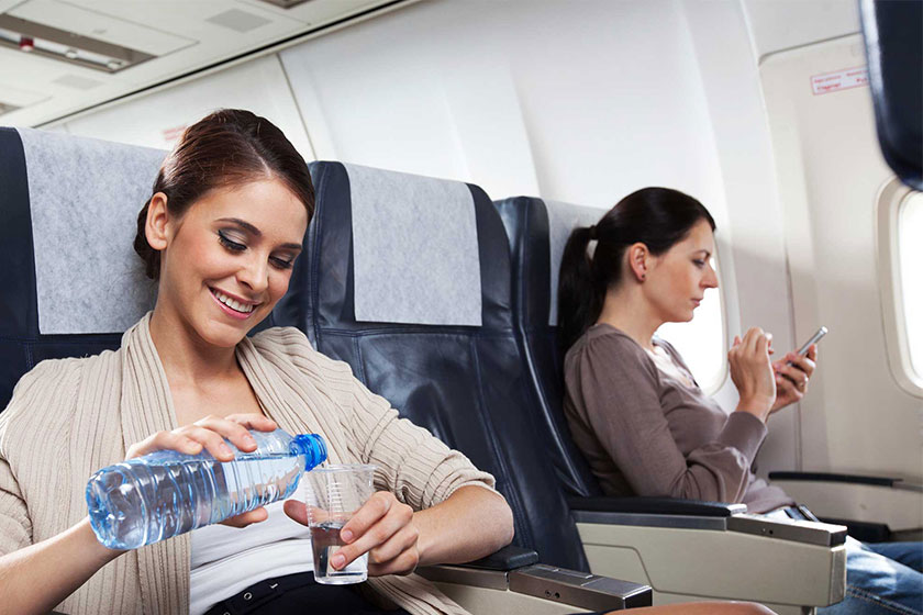 چرا بعضی مسافران صندلی کنار پنجره هواپیما را ترجیح می دهند؟